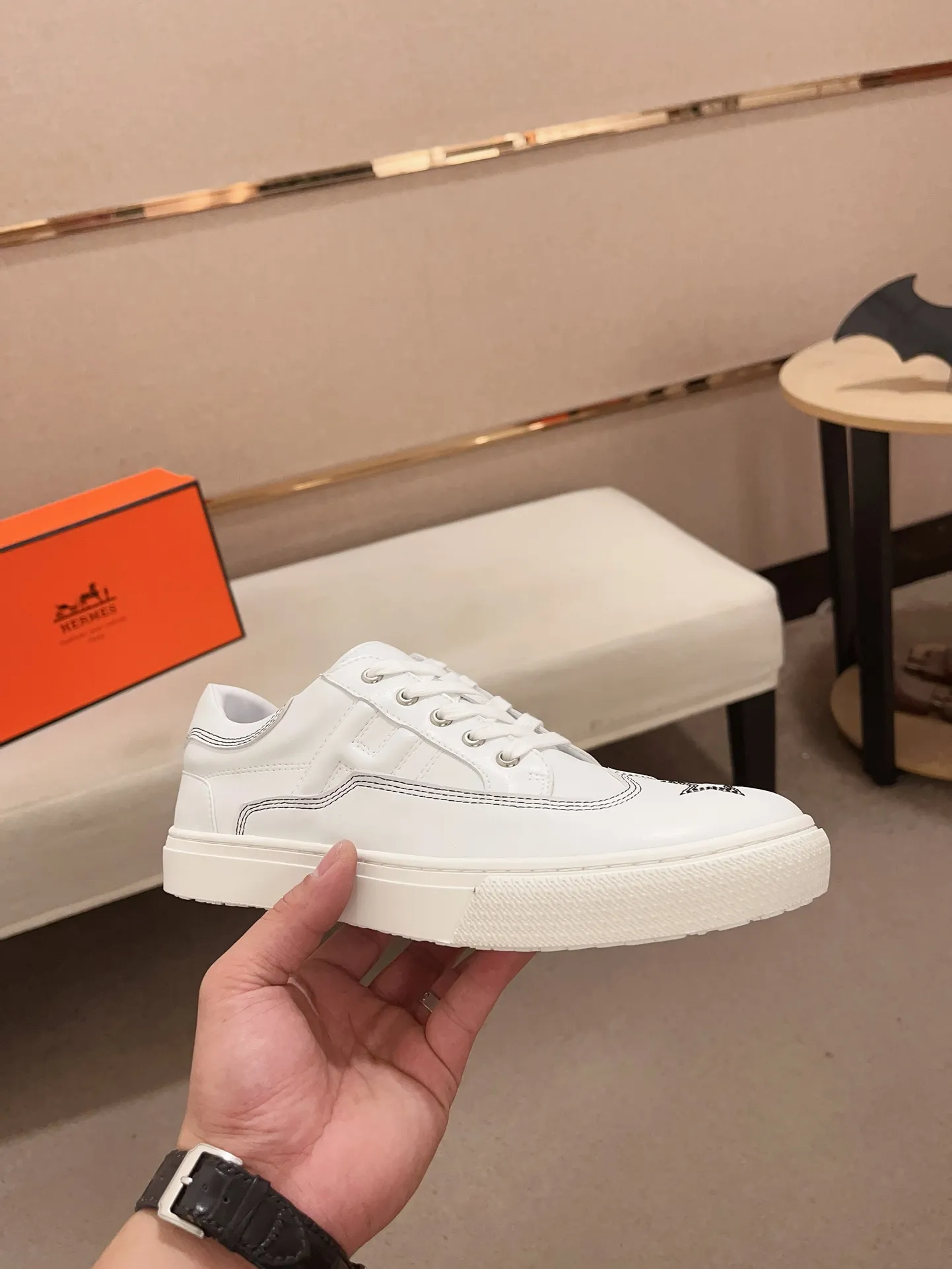 Men's clothing and shoes💰: 400💰《HERMES》【Classic Original Version】Hermès; Top 🔝 Purchasing Agency 🔍🔍Men's latest 🇺🇸 counter sales simultaneously, original ▲▲cowhide imported from Italy ▲▲Exquisite workmanship (Italian 🇮🇹Imported water-dyed 🐂cowhide lining) sole: original sole provided by the original factory, ⚠️exclusive double-layer activity·TPR·rubber·combined molded outsole; Code number: 38-44 (45/46 can be customized, non-refundable)